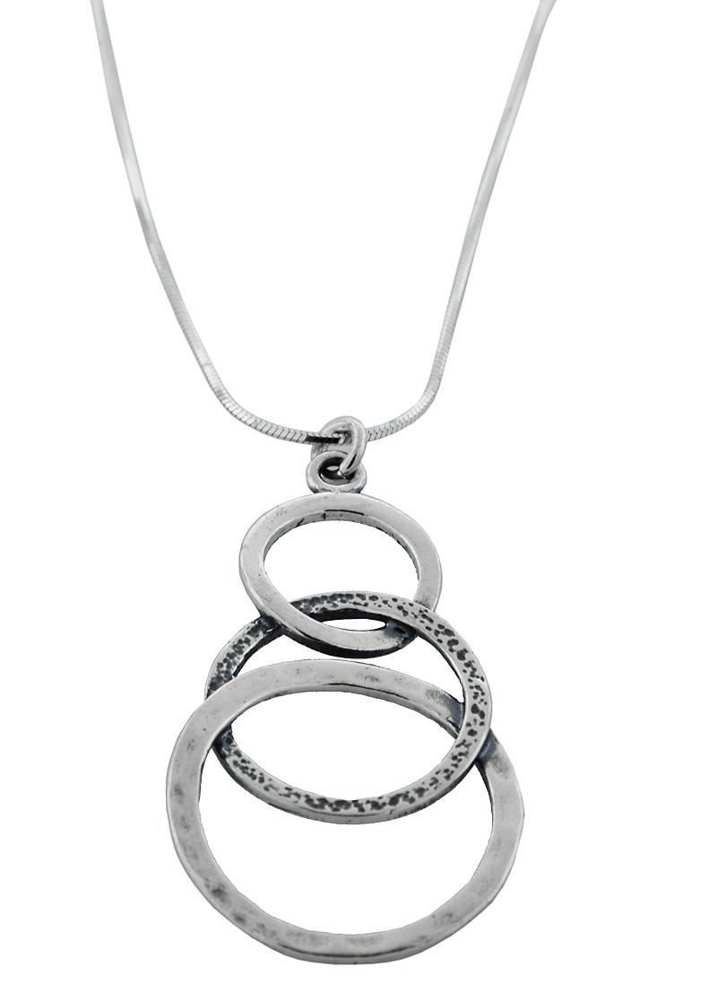 18ct white gold interlocking circles Joined for eternity diamond necklace