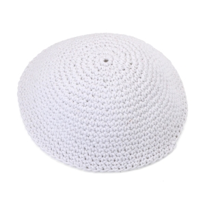 Thick-Thread White Knitted Kippah