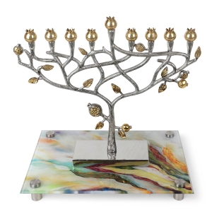 Jordana Klein Glass Hanukkah Menorah Tray – Lighting Candles