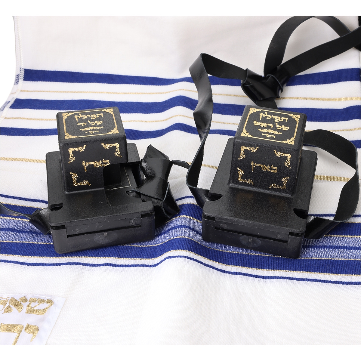 Top Prayer Essentials From Israel: Tallitot, Tefillin & More!